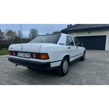 Mercedes - Benz W201  Sedan/Limuzyna 1986,  2.0 benzyna - Na sprzedaż za 39 997 zł - Gdańsk - zdjęcie 7