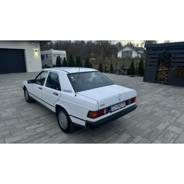 Mercedes - Benz W201  Sedan/Limuzyna 1986,  2.0 benzyna - Na sprzedaż za 39 997 zł - Gdańsk - zdjęcie 10