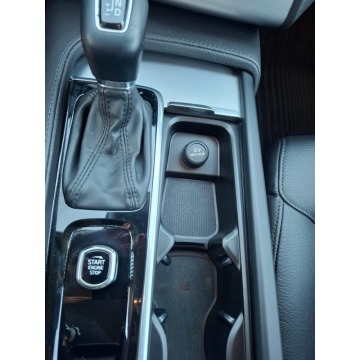Volvo   SUV 2018,  2.0, automat - Na sprzedaż za 74 800 zł - Malutkie - zdjęcie 8