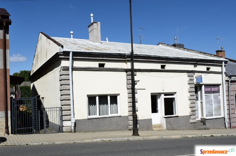 Sprzedam dom Kraków -  szeregowa parterowy,  pow.  196 m2,  działka:   509 m2