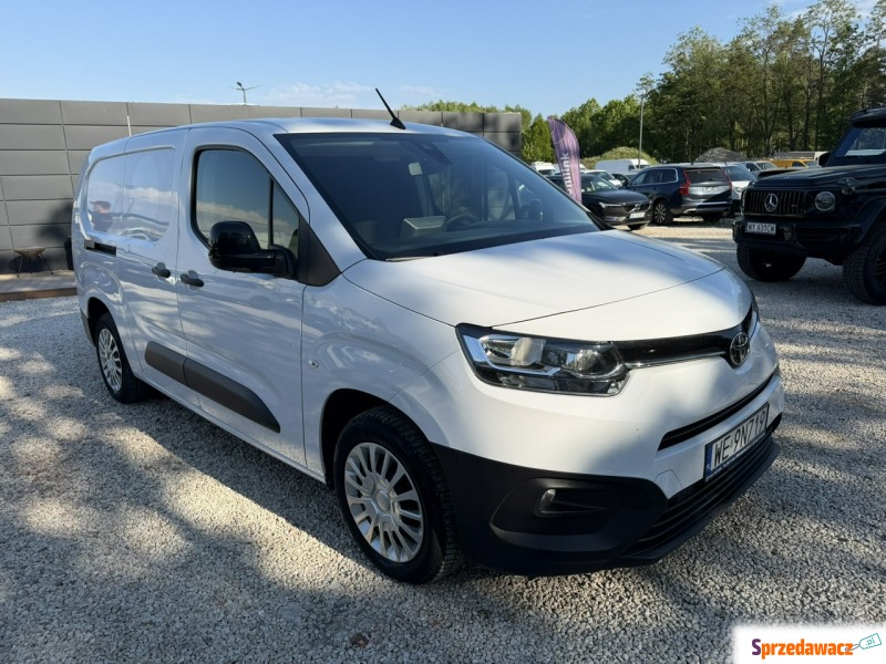 Toyota ProAce 2023,  1.5 diesel - Na sprzedaż za 75 900 zł - Pęcice