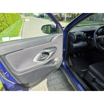 Toyota Yaris Cross  SUV 2023,  1.5 benzyna - Na sprzedaż za 70 999 zł - Balice - zdjęcie 11