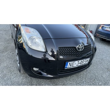Toyota Yaris  Hatchback 2008,  1.3 benzyna - Na sprzedaż za 17 900 zł - Elbląg - zdjęcie 2
