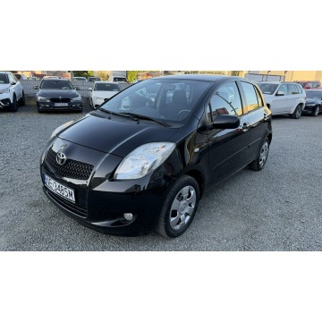 Toyota Yaris  Hatchback 2008,  1.3 benzyna - Na sprzedaż za 17 900 zł - Elbląg - zdjęcie 12