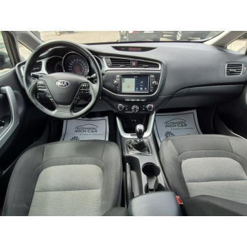 Kia Ceed  Hatchback 2017,  1.6 benzyna - Na sprzedaż za 42 900 zł - Łosino - zdjęcie 11