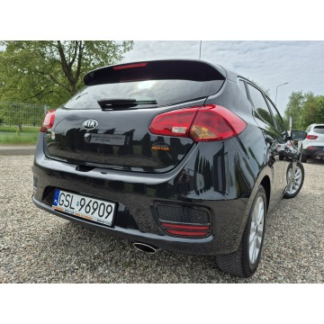 Kia Ceed  Hatchback 2017,  1.6 benzyna - Na sprzedaż za 42 900 zł - Łosino - zdjęcie 9