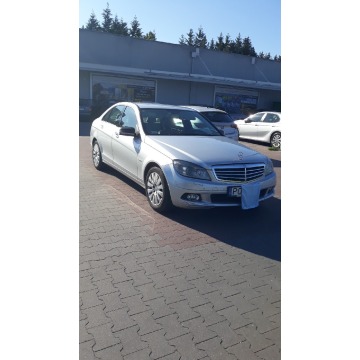 Mercedes - Benz C-klasa  Sedan/Limuzyna 2009,  2.2 diesel, automat - Na sprzedaż za 29 000 zł - Poznań - zdjęcie 2
