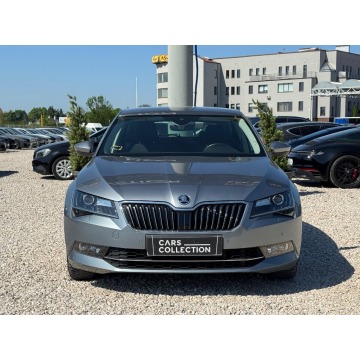 Skoda Superb  Sedan/Limuzyna 2019,  2.0 benzyna, automat - Na sprzedaż za 84 900 zł - Michałowice-Wieś - zdjęcie 9