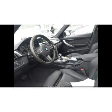 BMW Seria 3  Sedan/Limuzyna 2017,  2.0 benzyna, automat - Na sprzedaż za 27 000 zł - Warszawa - zdjęcie 10