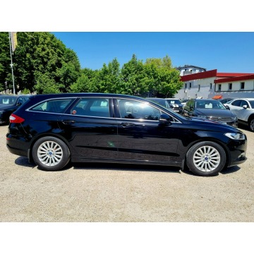 Ford Mondeo 2017,  1.5 benzyna, automat - Na sprzedaż za 39 900 zł - Szczecin - zdjęcie 4