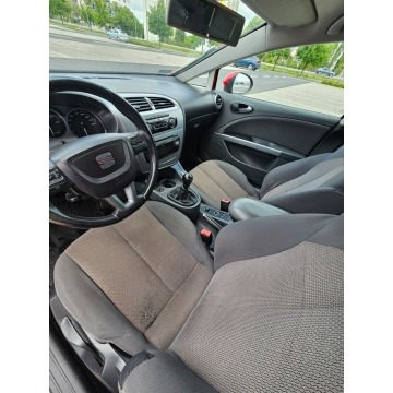 Seat Leon  Hatchback 2010,  1.9 diesel - Na sprzedaż za 9 990,00 zł - Głogów - zdjęcie 6