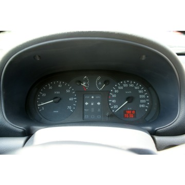 Renault Clio  Hatchback 2000,  1.4 benzyna - Na sprzedaż za 5 900,00 zł - Ostrów Wielkopolski - zdjęcie 8