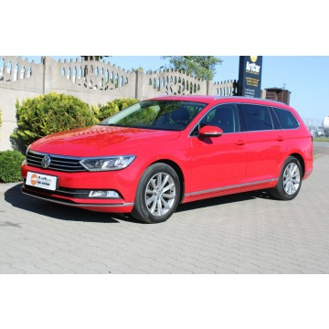 Volkswagen Passat  Kombi 2018,  2.0 diesel, automat - Na sprzedaż za 53 900 zł - Zambrów - zdjęcie 12