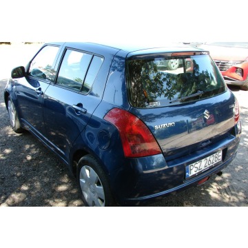 Suzuki Swift  Hatchback 2007,  1.3 benzyna - Na sprzedaż za 8 400,00 zł - Piła - zdjęcie 4