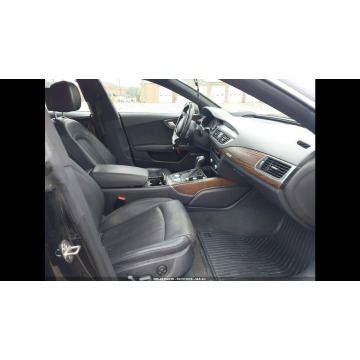 Audi A7  Sedan/Limuzyna 2016,  3.0 benzyna, automat - Na sprzedaż za 38 000 zł - Warszawa - zdjęcie 9