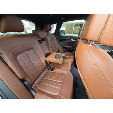 Audi Q5  SUV 2019,  2.0 benzyna, automat - Na sprzedaż za 33 900 zł - Warszawa - zdjęcie 7
