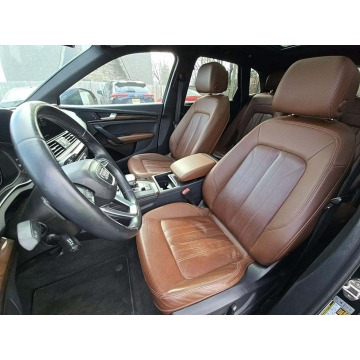 Audi Q5  SUV 2019,  2.0 benzyna, automat - Na sprzedaż za 33 900 zł - Warszawa - zdjęcie 5