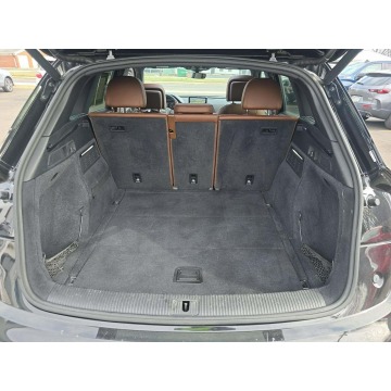 Audi Q5  SUV 2019,  2.0 benzyna, automat - Na sprzedaż za 33 900 zł - Warszawa - zdjęcie 11