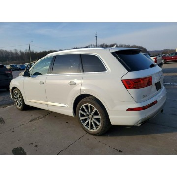 Audi Q7  SUV 2018,  3.0 benzyna, automat - Na sprzedaż za 45 000 zł - Warszawa - zdjęcie 5