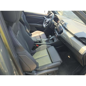 Audi Q3  SUV 2024,  2.0 benzyna, automat - Na sprzedaż za 65 000 zł - Warszawa - zdjęcie 8