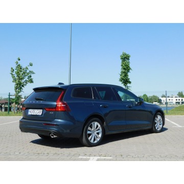 Volvo V60  Kombi 2021,  2.0 benzyna, automat - Na sprzedaż za 75 555 zł - Żyrardów - zdjęcie 4