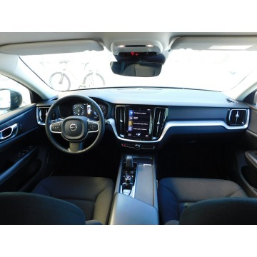 Volvo V60  Kombi 2021,  2.0 benzyna, automat - Na sprzedaż za 75 555 zł - Żyrardów - zdjęcie 6