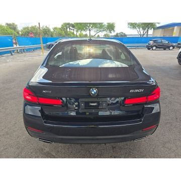 BMW Seria 5  Sedan/Limuzyna 2023,  2.0 benzyna, automat - Na sprzedaż za 85 000 zł - Warszawa - zdjęcie 4