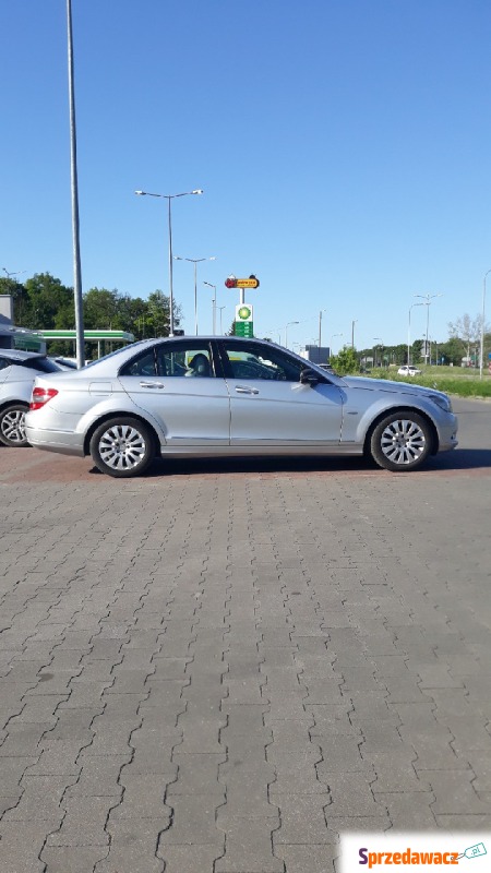 Mercedes - Benz C-klasa  Sedan/Limuzyna 2009,  2.2 diesel, automat - Na sprzedaż za 29 000 zł - Poznań