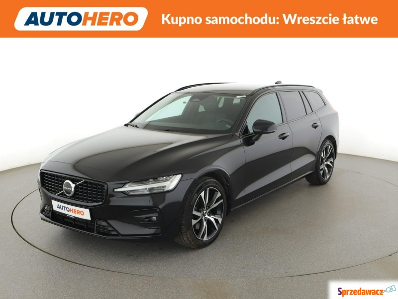 Volvo V60  Kombi 2023,  2.0 diesel, automat - Na sprzedaż za 108 200 zł - Warszawa