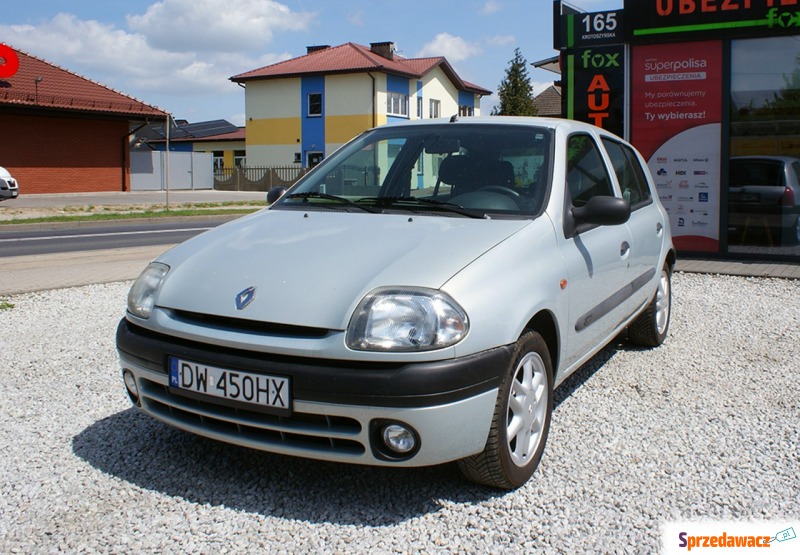 Renault Clio  Hatchback 2000,  1.4 benzyna - Na sprzedaż za 5 900,00 zł - Ostrów Wielkopolski