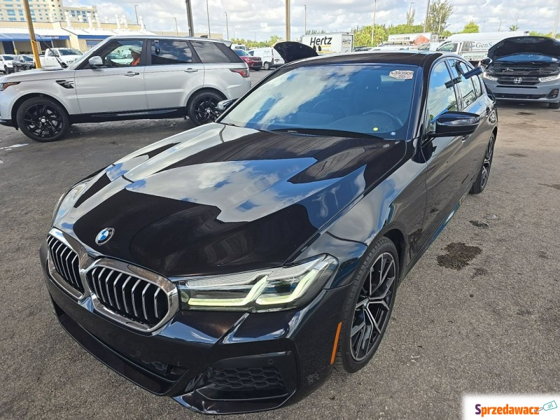 BMW Seria 5  Sedan/Limuzyna 2023,  2.0 benzyna, automat - Na sprzedaż za 85 000 zł - Warszawa