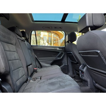 Volkswagen Tiguan Allspace  SUV 2018,  2.0 diesel, automat - Na sprzedaż za 72 900 zł - Tychy - zdjęcie 10