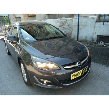 Opel Astra  Kombi 2015,  1.6 diesel - Na sprzedaż za 22 500 zł - Lublin - zdjęcie 2