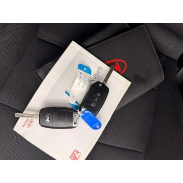Kia Carens  Minivan/Van 2014,  1.7 diesel - Na sprzedaż za 26 900 zł - Rzekuń - zdjęcie 10