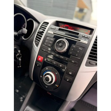 Kia Venga  Liftback 2011,  1.4 benzyna - Na sprzedaż za 16 900 zł - Rzekuń - zdjęcie 7