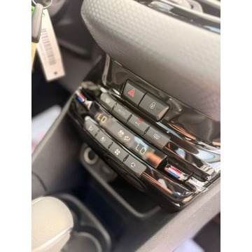 Peugeot 2008  Liftback 2017,  1.2 benzyna, automat - Na sprzedaż za 34 900 zł - Rzekuń - zdjęcie 8