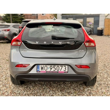Volvo V40  Liftback 2016,  2.0 diesel - Na sprzedaż za 43 900 zł - Rzekuń - zdjęcie 3