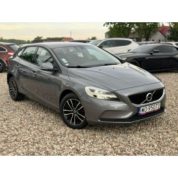 Volvo V40  Liftback 2016,  2.0 diesel - Na sprzedaż za 43 900 zł - Rzekuń - zdjęcie 2