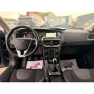 Volvo V40  Liftback 2016,  2.0 diesel - Na sprzedaż za 43 900 zł - Rzekuń - zdjęcie 6
