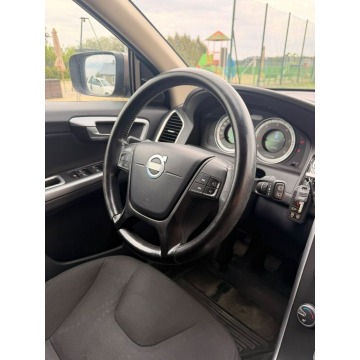 Volvo   SUV 2011,  2.4 diesel - Na sprzedaż za 39 900 zł - Rzekuń - zdjęcie 8
