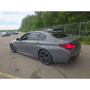 BMW Seria 5  Sedan/Limuzyna 2022,  2.0 benzyna, automat - Na sprzedaż za 79 000 zł - Tarnów - zdjęcie 5