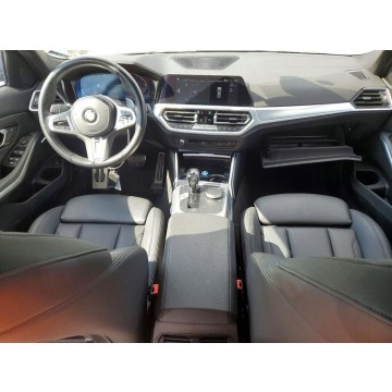 BMW Seria 3  Sedan/Limuzyna 2019,  2.0 benzyna, automat - Na sprzedaż za 37 000 zł - Tarnów - zdjęcie 8