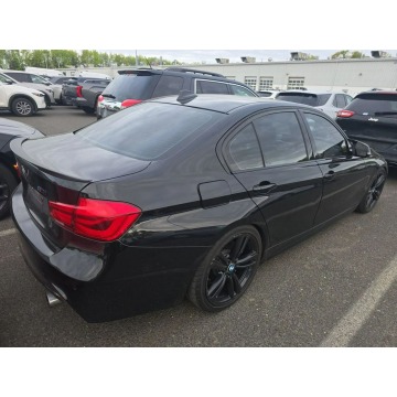 BMW Seria 3  Sedan/Limuzyna 2017,  3.0 benzyna, automat - Na sprzedaż za 45 000 zł - Tarnów - zdjęcie 4