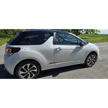 Citroen DS3  Hatchback 2015,  1.2 benzyna - Na sprzedaż za 19 999 zł - Pleszew - zdjęcie 7