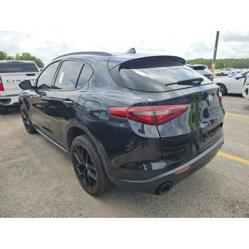 Alfa Romeo Stelvio  SUV 2019,  2.0 benzyna, automat - Na sprzedaż za 35 000 zł - Warszawa - zdjęcie 5