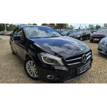 Mercedes - Benz A-klasa  Hatchback 2014,  1.6 benzyna - Na sprzedaż za 42 499 zł - Tychy - zdjęcie 2