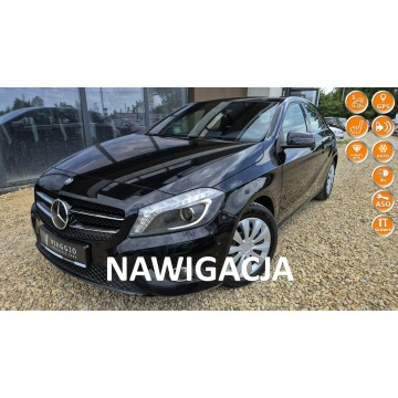 Mercedes-Benz A180 122km BENZYNA bi-xenon NAVI skóra PDC serwis 2015