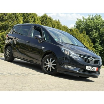 Opel Zafira  Minivan/Van 2019,  1.6 diesel - Na sprzedaż za 31 900 zł - Knurów - zdjęcie 2