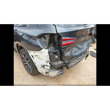 BMW X3  SUV 2022,  2.0 benzyna, automat - Na sprzedaż za 49 000 zł - Tarnów - zdjęcie 9