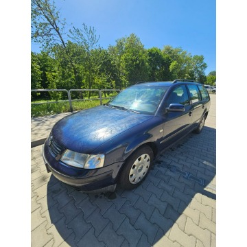 Volkswagen Passat 1998,  1.9 diesel - Na sprzedaż za 4 200,00 zł - Głogów - zdjęcie 2